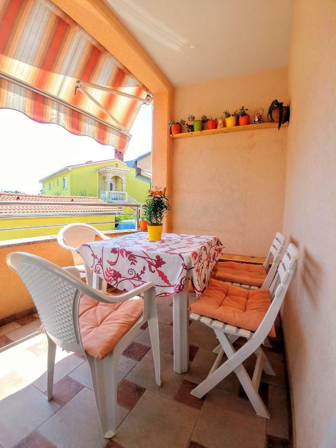 Family Style Apartment Pula Extérieur photo